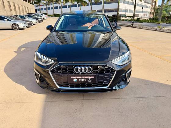 AUDI A4 2.0 TFSI GASOLINA PRESTIGE PLUS S TRONIC AUDI A4 2.0 TFSI GASOLINA PRESTIGE PLUS S TRONIC